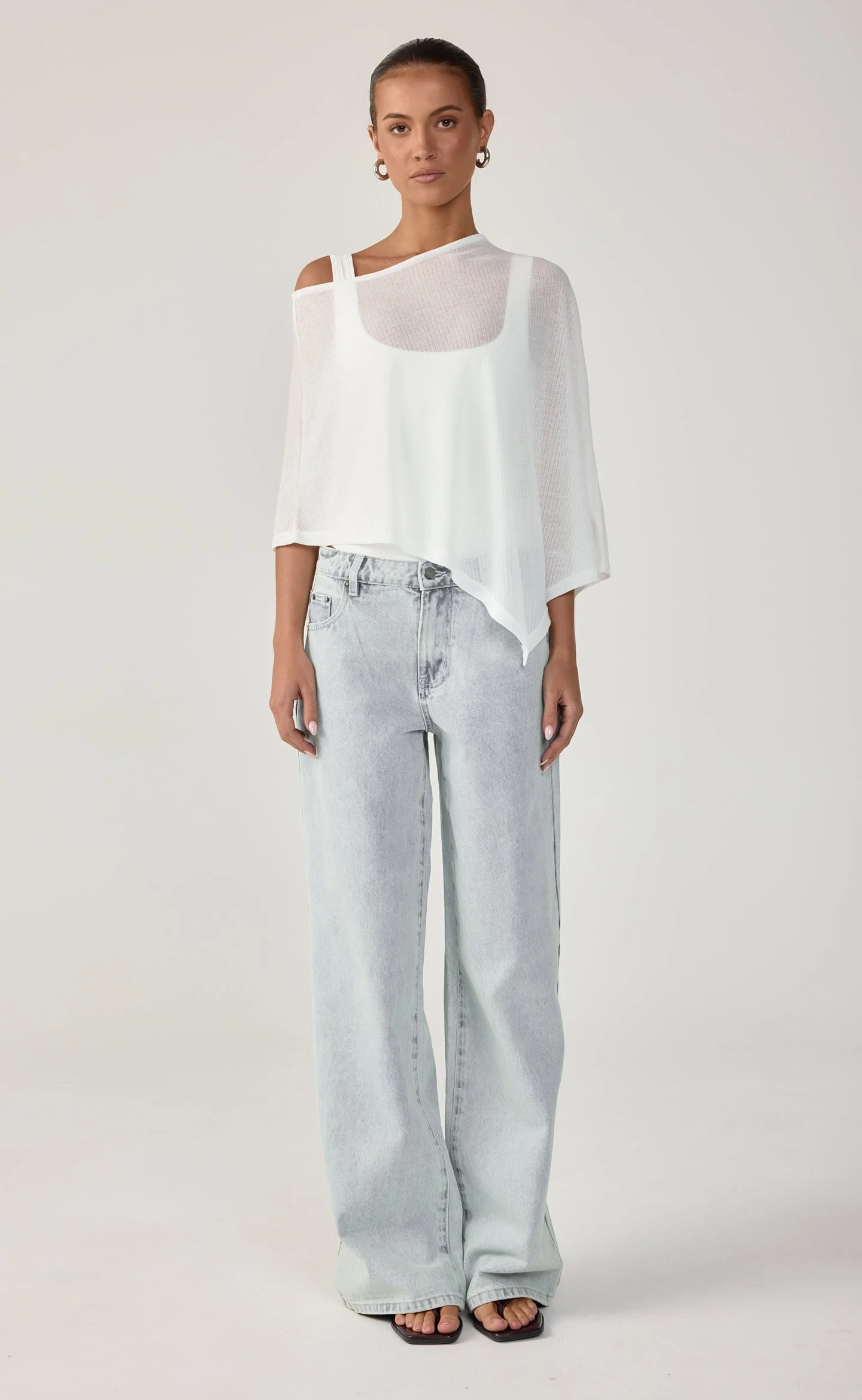 Lula Poncho (White) - Image 2