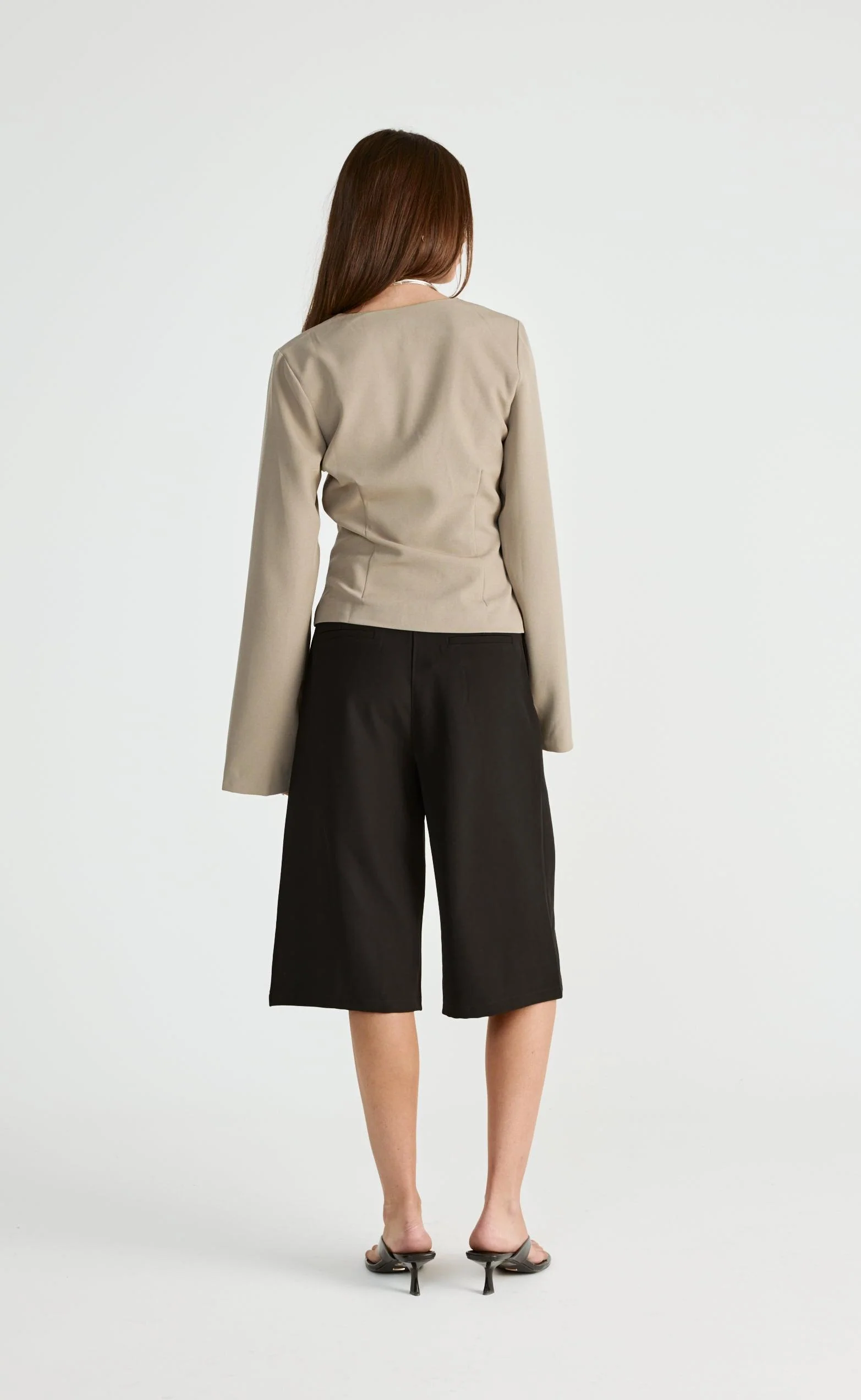 Norinne Long Sleeve Top (Pebble) - Image 5