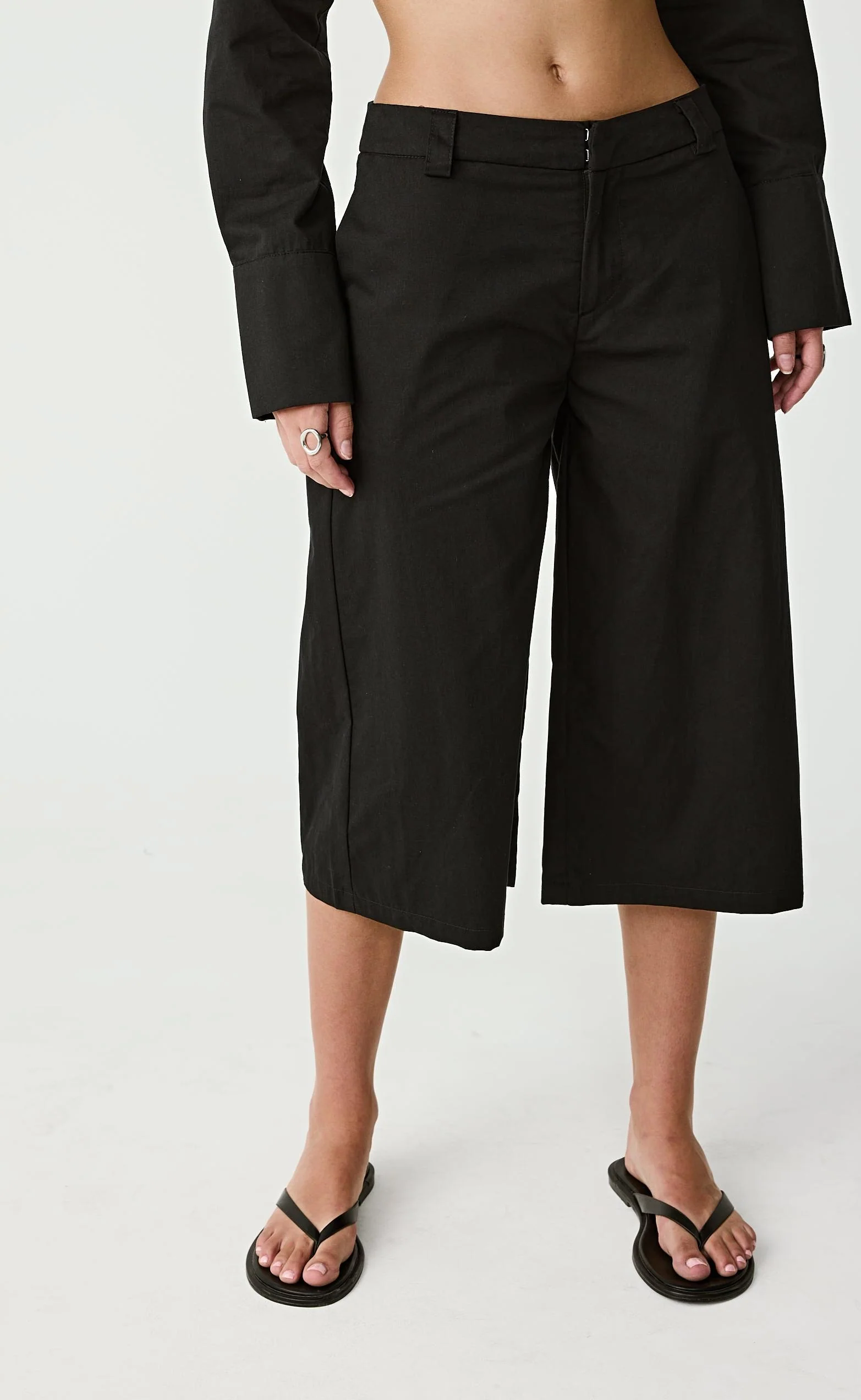 Ryley Midi Pants (Black) - Image 3