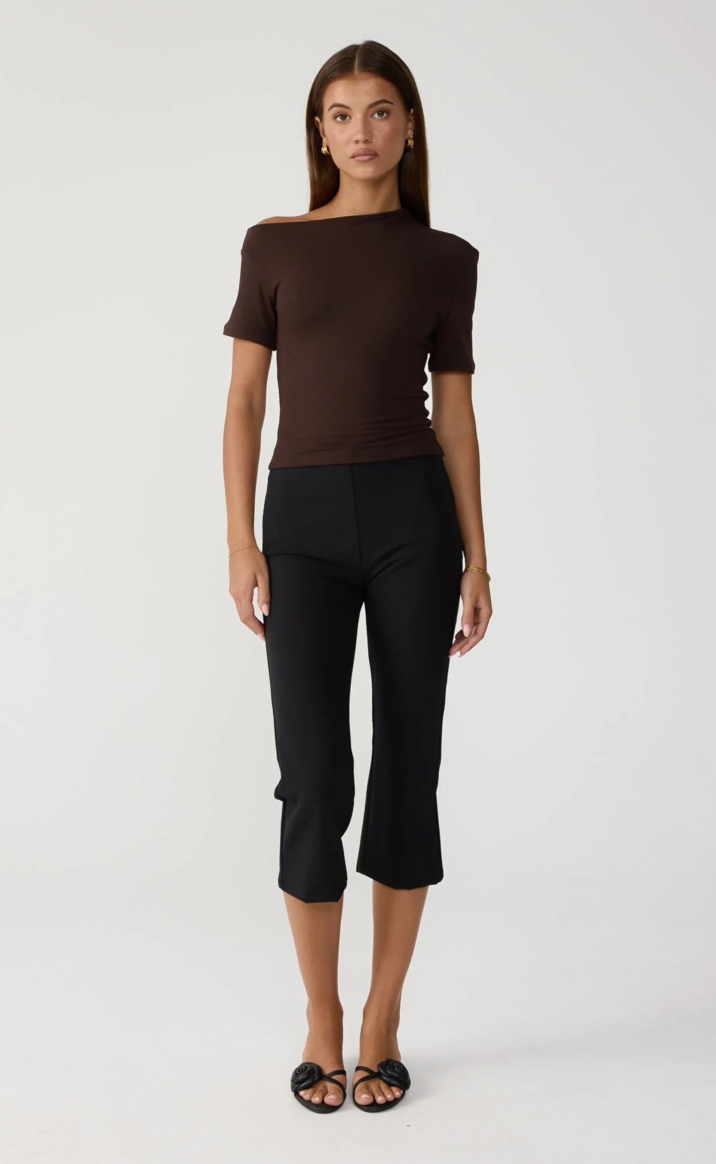 Serene Capri Pants (Black)